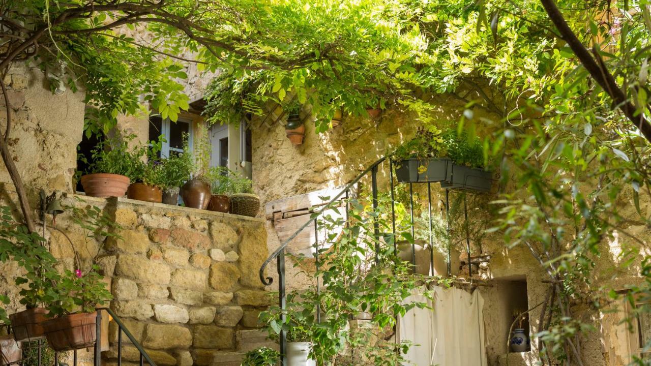 La Cordiere Hotel Lourmarin Exterior photo